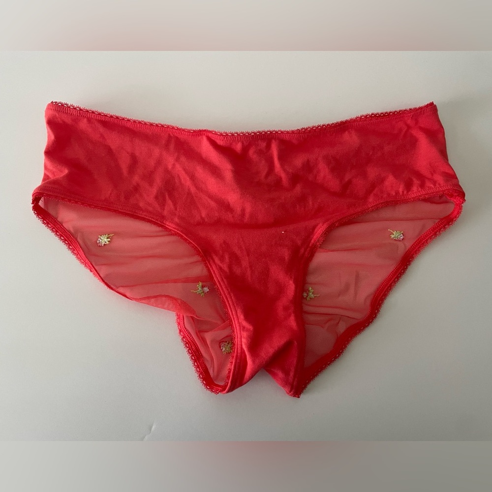 Victoria’s Secret hiphugger
